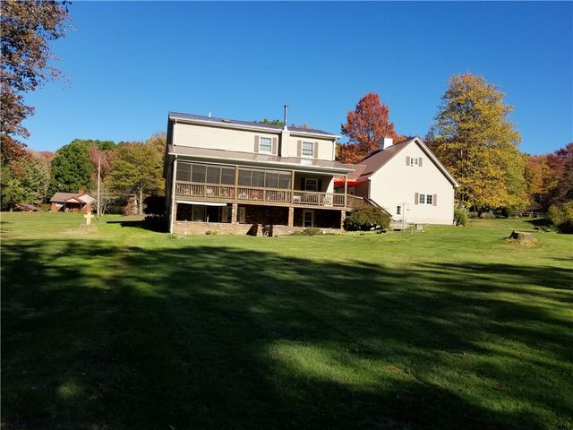 801 Rolling Hills Drive, Ruffs Dale, PA 15679