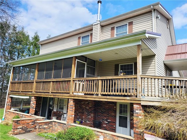 801 Rolling Hills Drive, Ruffs Dale, PA 15679