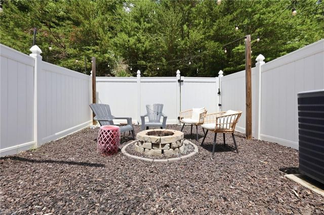 6512 Ashebrook Drive, High Point, NC 27265