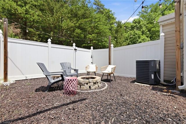 6512 Ashebrook Drive, High Point, NC 27265