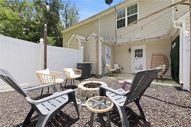 6512 Ashebrook Drive, High Point, NC 27265