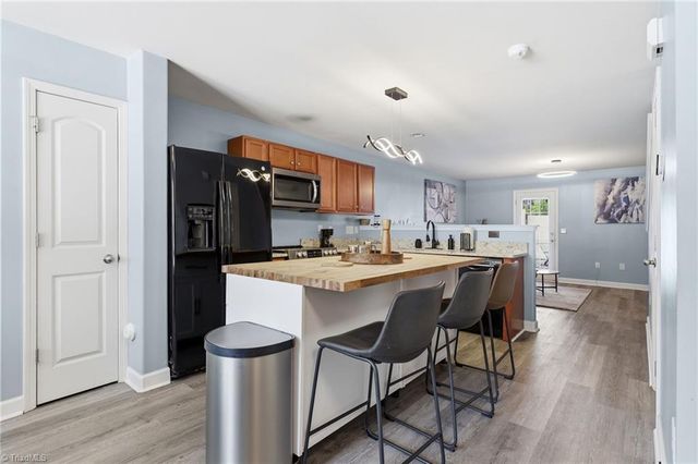 6512 Ashebrook Drive, High Point, NC 27265