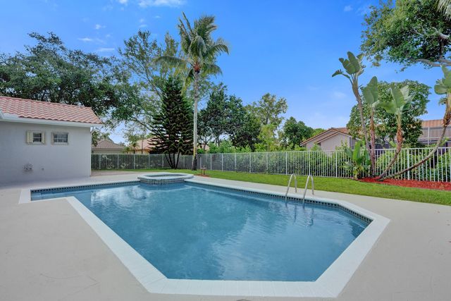 10304 NW 50th Court, Coral Springs, FL 33076