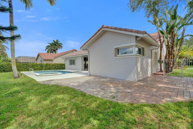 10304 NW 50th Court, Coral Springs, FL 33076