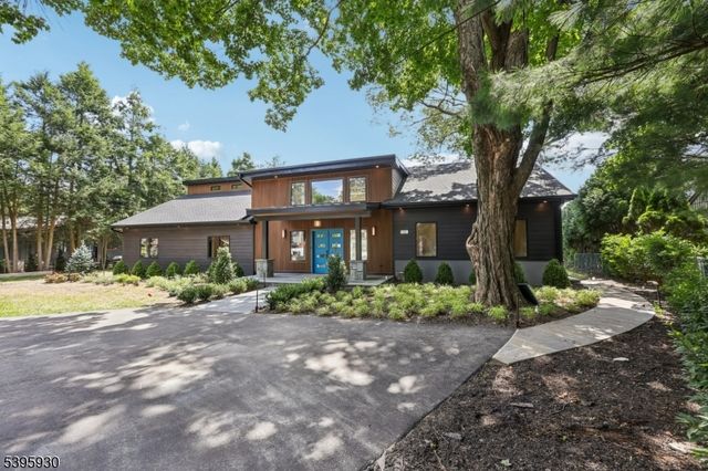 12 Rocky Pt Rd, West Milford Twp., NJ 07421