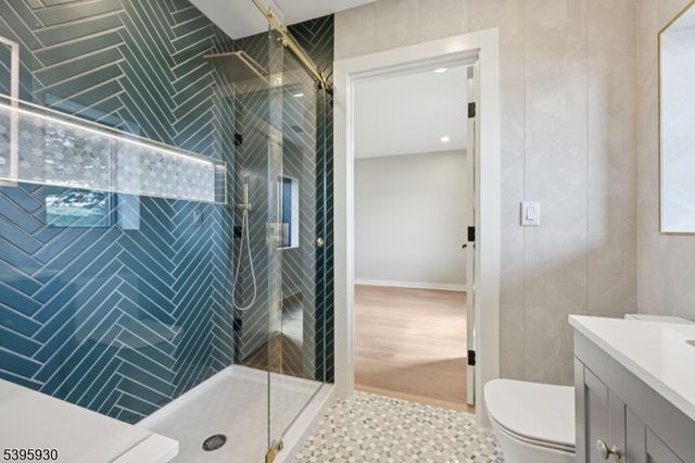 12 Rocky Pt Rd, West Milford Twp., NJ 07421