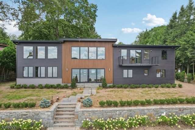 12 Rocky Pt Rd, West Milford Twp., NJ 07421