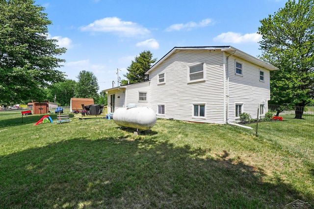 2424 E Shaffer Road, Mills Twp, MI 48642