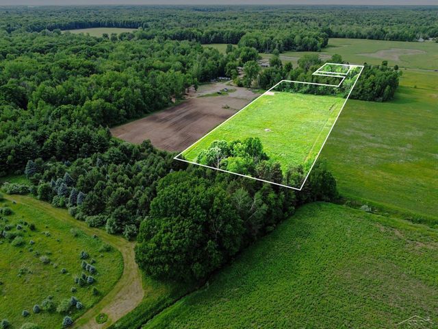 2424 E Shaffer Road, Mills Twp, MI 48642
