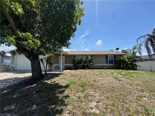1700 NE 12th ST, Cape Coral, FL 33909