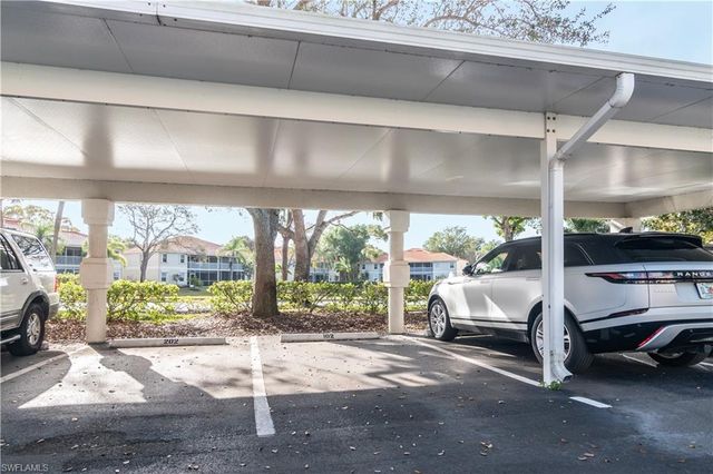 2585 Old Groves RD L102, Naples, FL 34109