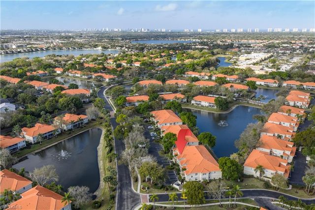 2585 Old Groves RD L102, Naples, FL 34109