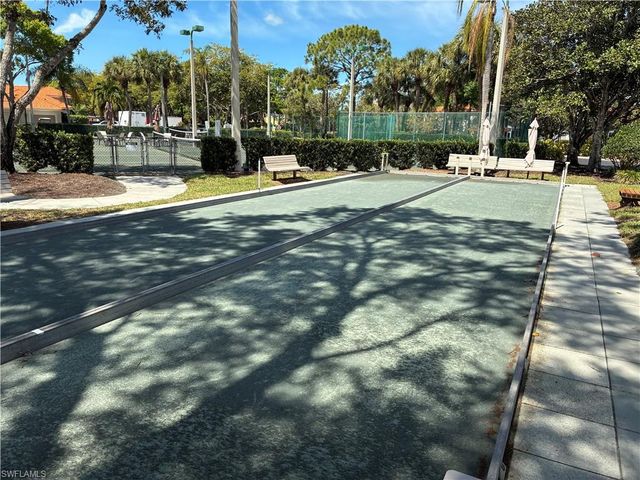 2585 Old Groves RD L102, Naples, FL 34109