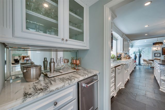 5605 Lobello Drive, Dallas, TX 75229
