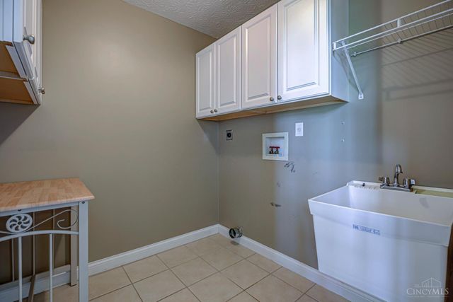 24563 Park Place Estates Drive, Lawrenceburg, IN 47025