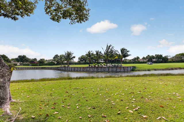 15354 Strathearn Drive 12601, Delray Beach, FL 33446