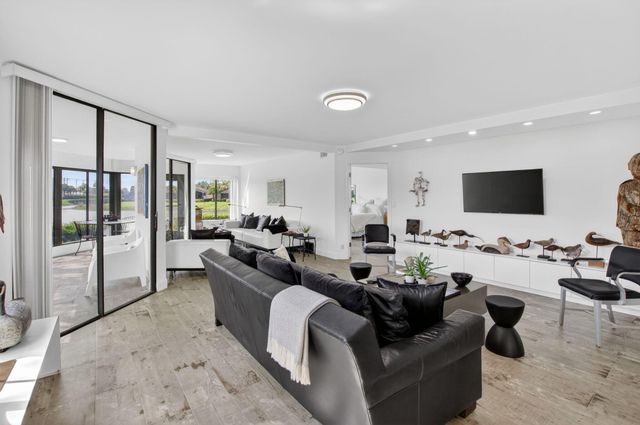 15354 Strathearn Drive 12601, Delray Beach, FL 33446