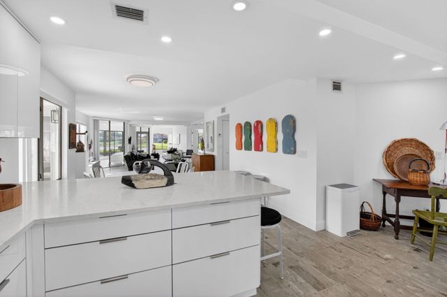 15354 Strathearn Drive 12601, Delray Beach, FL 33446