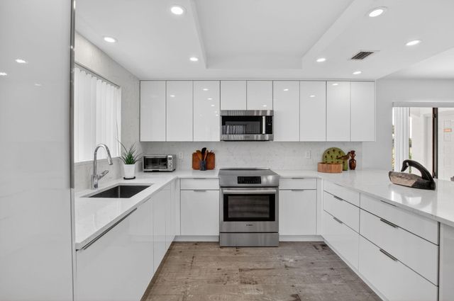 15354 Strathearn Drive 12601, Delray Beach, FL 33446