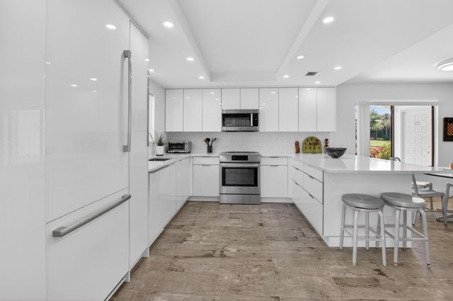15354 Strathearn Drive 12601, Delray Beach, FL 33446
