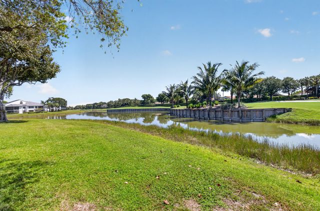 15354 Strathearn Drive 12601, Delray Beach, FL 33446