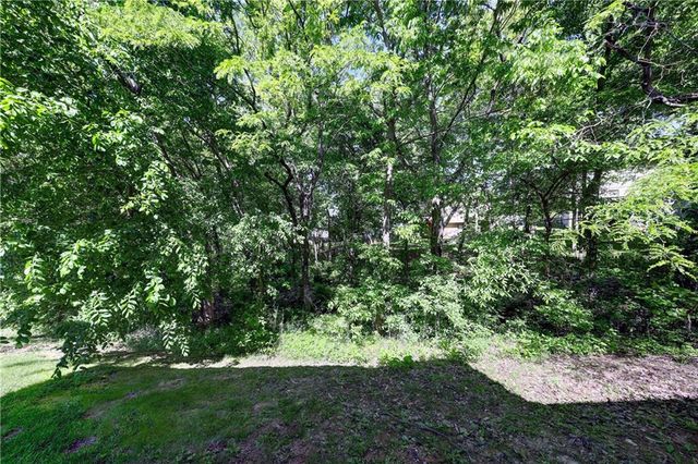3301 N 103rd Terrace, Kansas City, KS 66109