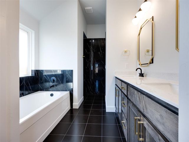 16020 Catalonia Place, Oklahoma City, OK 73170