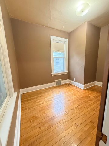 1120 4th Avenue S, Moorhead, MN 56560