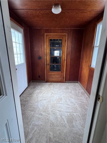 12688 Woodside Drive, Chesterland, OH 44026