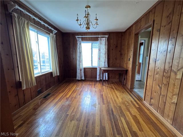 12688 Woodside Drive, Chesterland, OH 44026