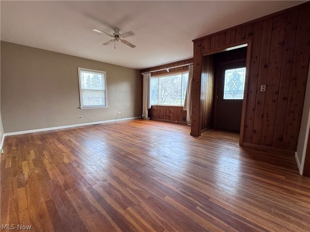 12688 Woodside Drive, Chesterland, OH 44026