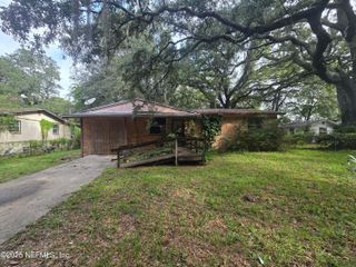 1675 WINTHROP Street, Jacksonville, FL 32206