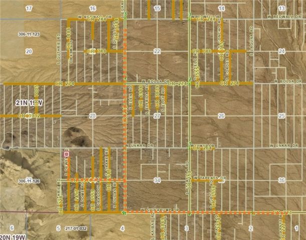 2033 Dewey Road, Golden Valley, AZ 86413