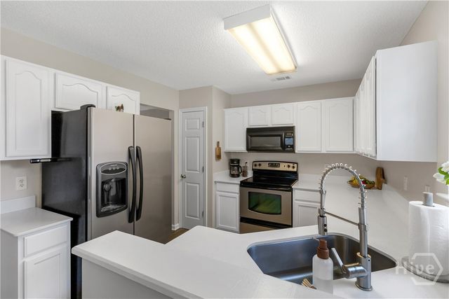 439 Hope Creek Drive, Richmond Hill, GA 31324