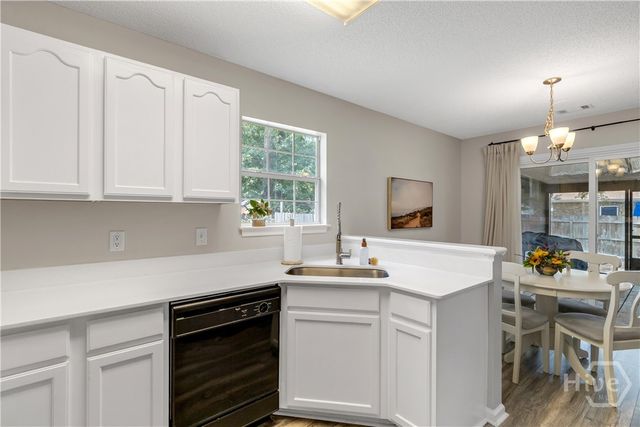 439 Hope Creek Drive, Richmond Hill, GA 31324