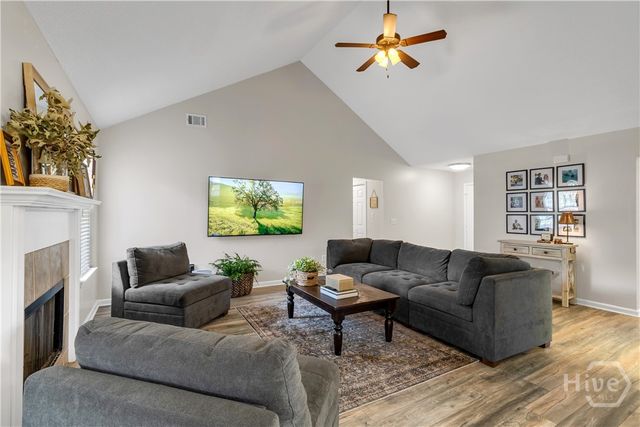 439 Hope Creek Drive, Richmond Hill, GA 31324
