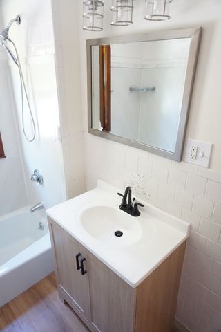 57 Llewellyn St, Lowell, MA 01850