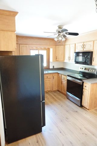 57 Llewellyn St, Lowell, MA 01850