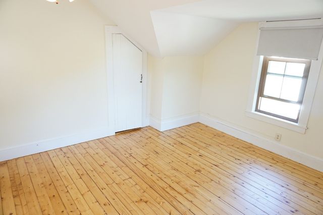 57 Llewellyn St, Lowell, MA 01850
