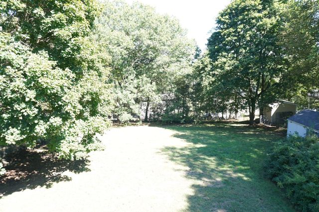 57 Llewellyn St, Lowell, MA 01850