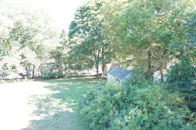 57 Llewellyn St, Lowell, MA 01850