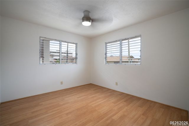 1725 Olona Lane, Honolulu, HI 96817