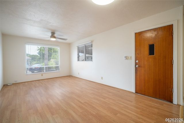 1725 Olona Lane, Honolulu, HI 96817