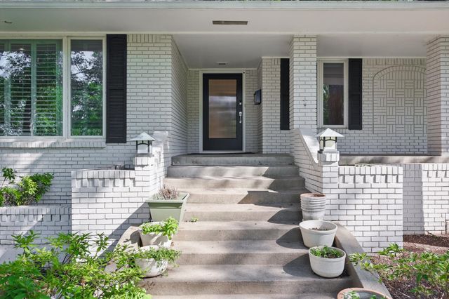 7508 Baxtershire Drive, Dallas, TX 75230