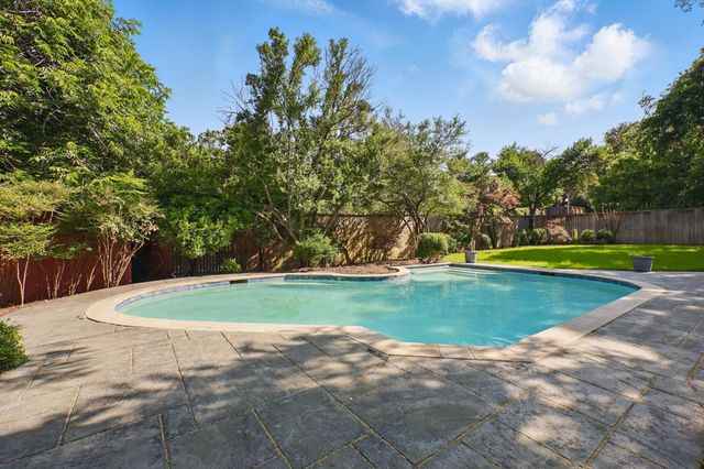 7508 Baxtershire Drive, Dallas, TX 75230