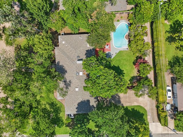 7508 Baxtershire Drive, Dallas, TX 75230