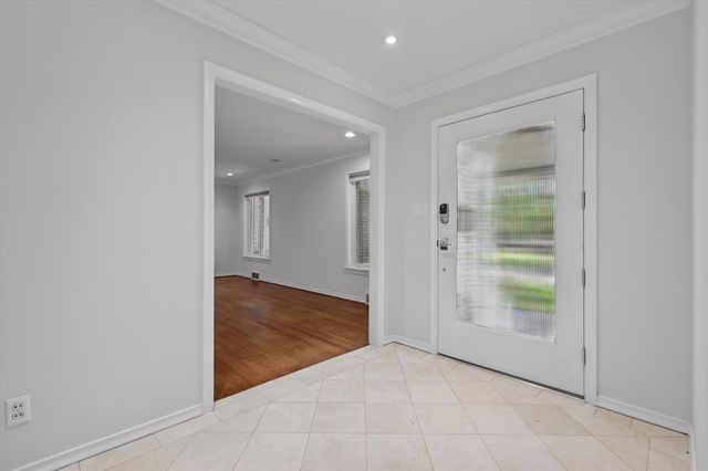 7508 Baxtershire Drive, Dallas, TX 75230