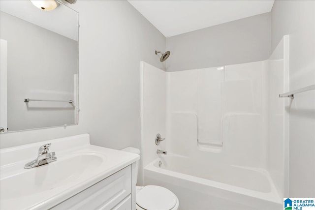 21886 EASTERN VALLEY ROAD, Mccalla, AL 35111