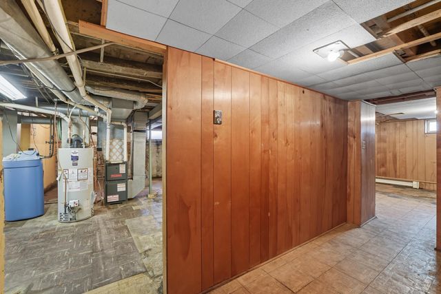 809 11th Street W, Hastings, MN 55033