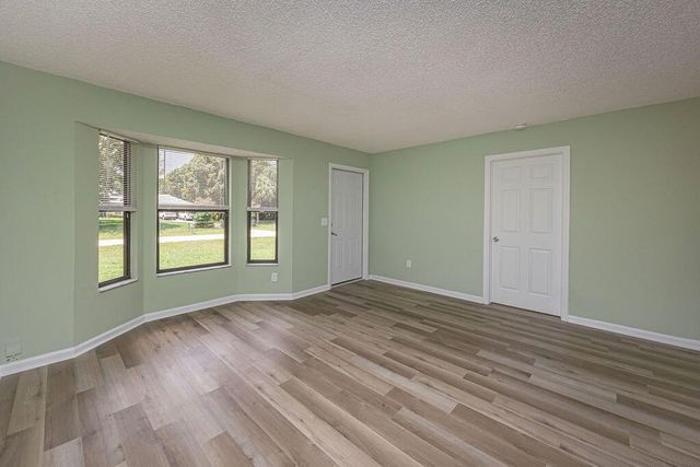 18565 47th Court N, Loxahatchee, FL 33470